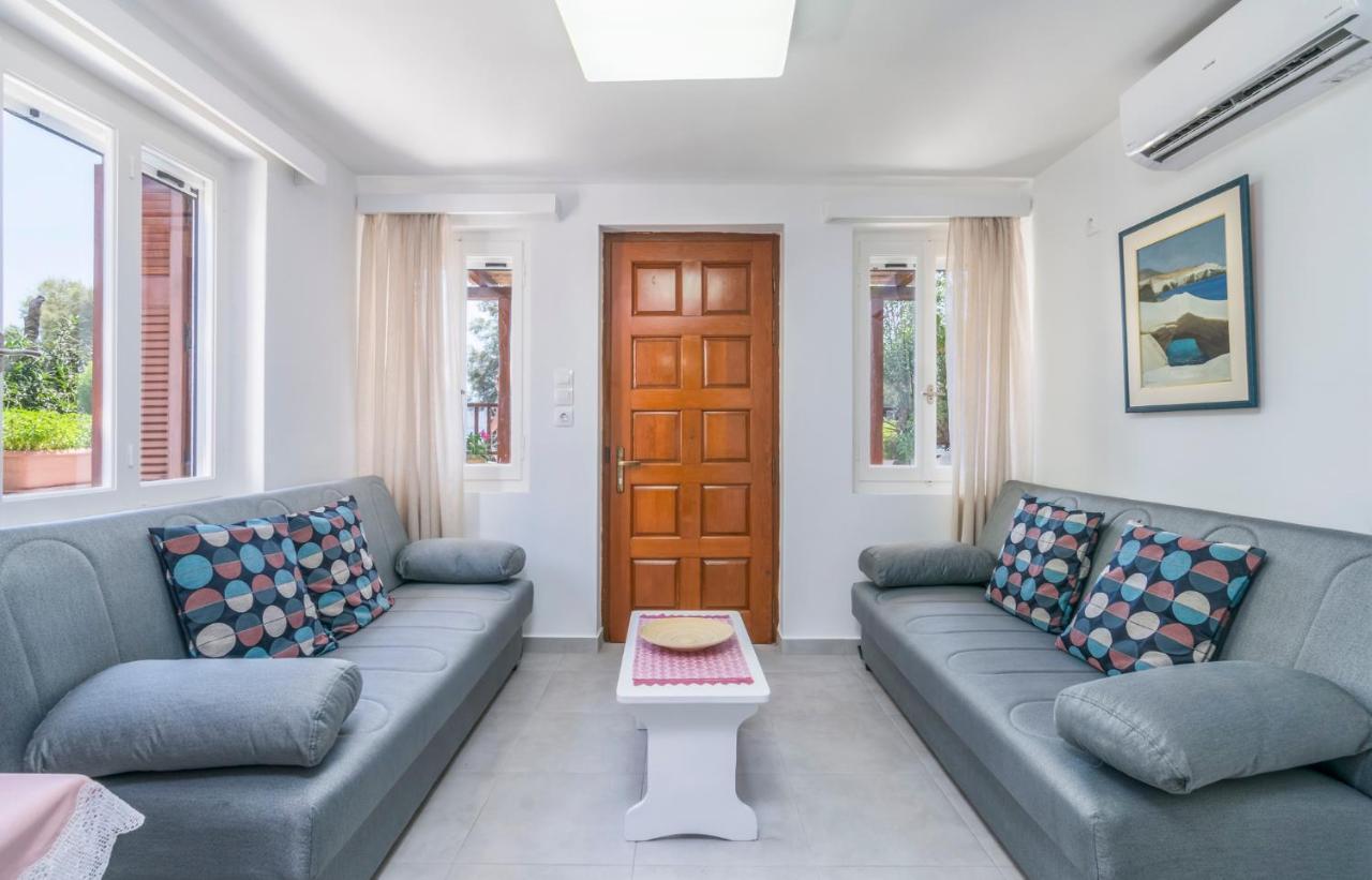 Kourita Garden Apartment With Sea View Near To The Port Of Milos Adamantas  Екстериор снимка